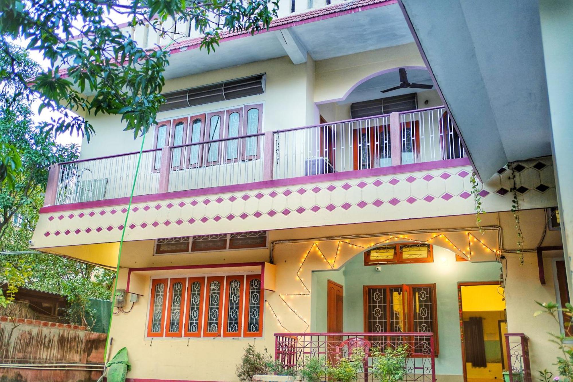Capital Heritage Homestay Guwahati Ngoại thất bức ảnh