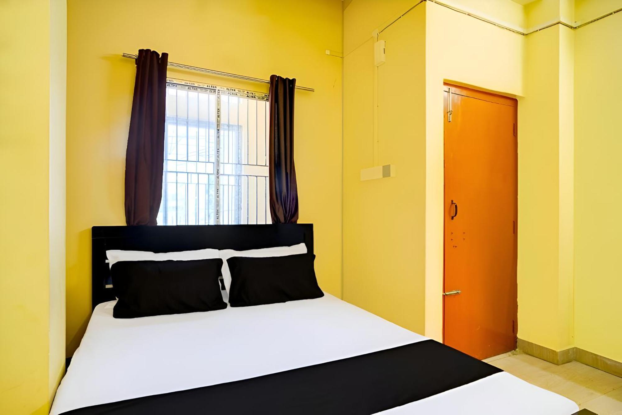 Capital Heritage Homestay Guwahati Ngoại thất bức ảnh