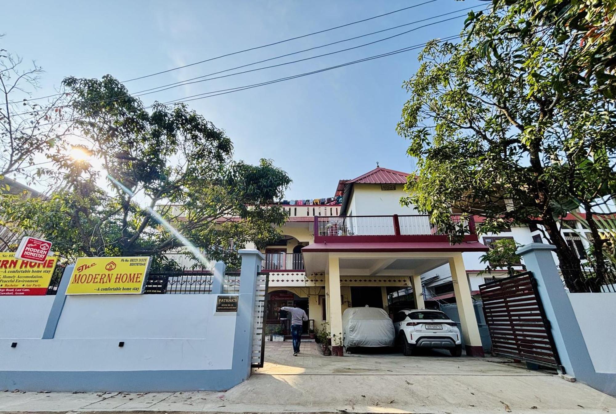 Capital Heritage Homestay Guwahati Ngoại thất bức ảnh